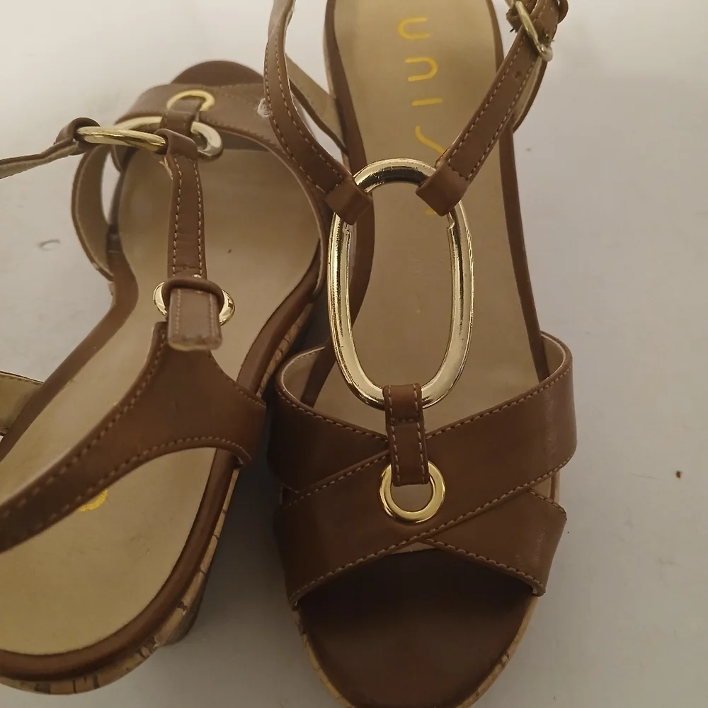 Women's handbags,shoes, - Picture 7 of 8
